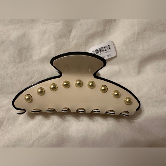 Free People Accessories - Free People Claw Clip - NWT